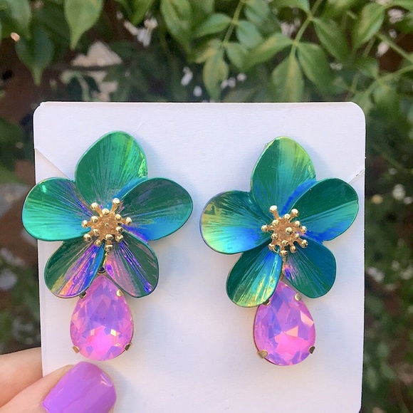 Iridescent Emerald Green, Gold + Pink Opal AB Flower Drop Statement Earrings - Picture 5 of 6